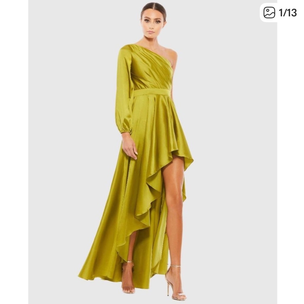 NWT MAC DUGGAL High low one shoulder flowy gown size 6